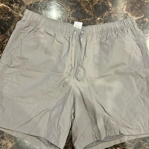 Shorts size M